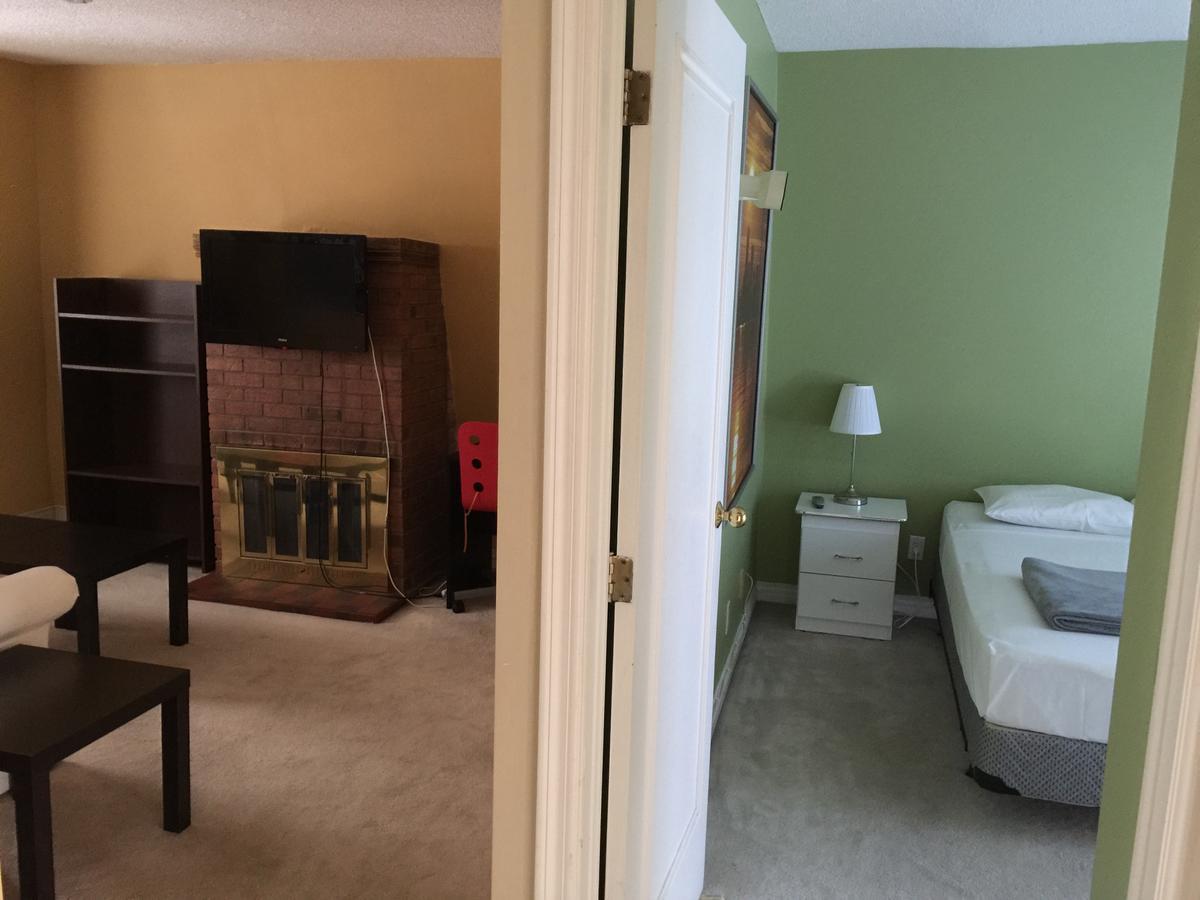 Adas Guesthouse Toronto Pokoj fotografie